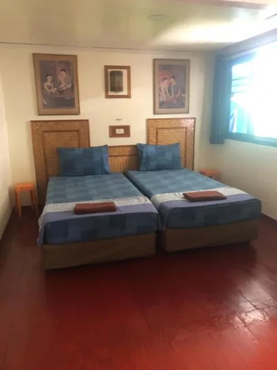 Habitación doble básica grande con ventilador — Phi Phi Dream Guest House